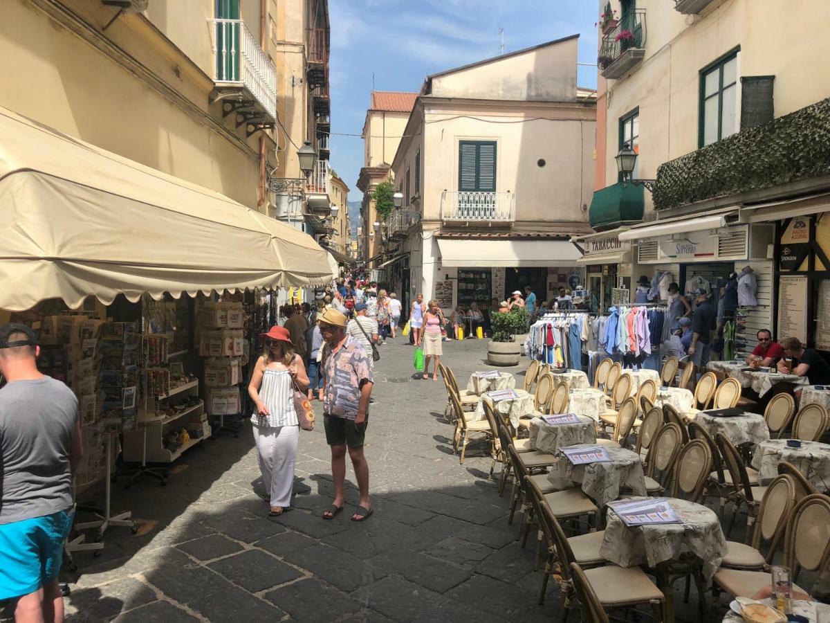 Suites Sorrento Elegance Eksteriør bilde